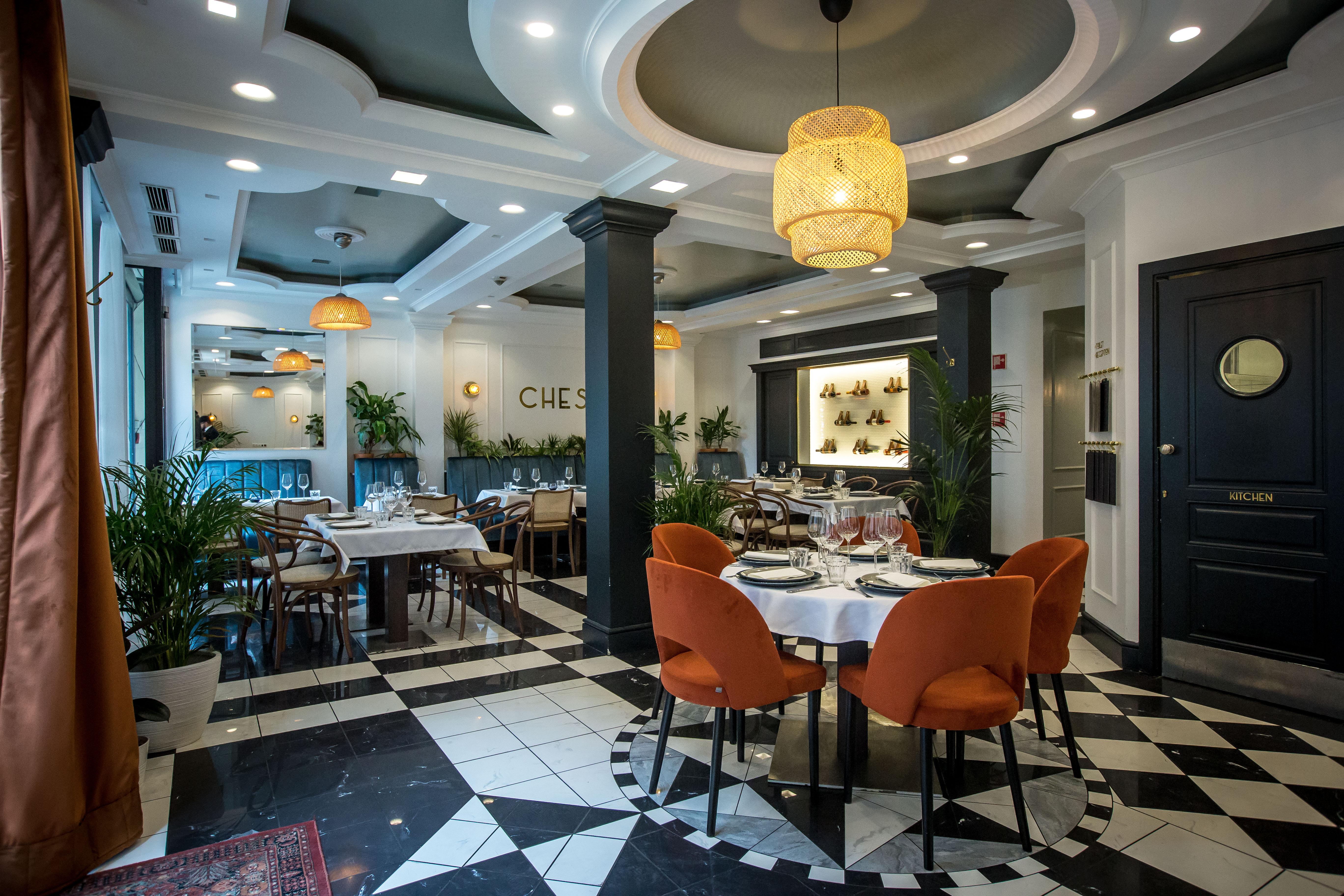 فندق وسكن كوينز كورت بودابست المظهر الخارجي الصورة Interior of the restaurant
