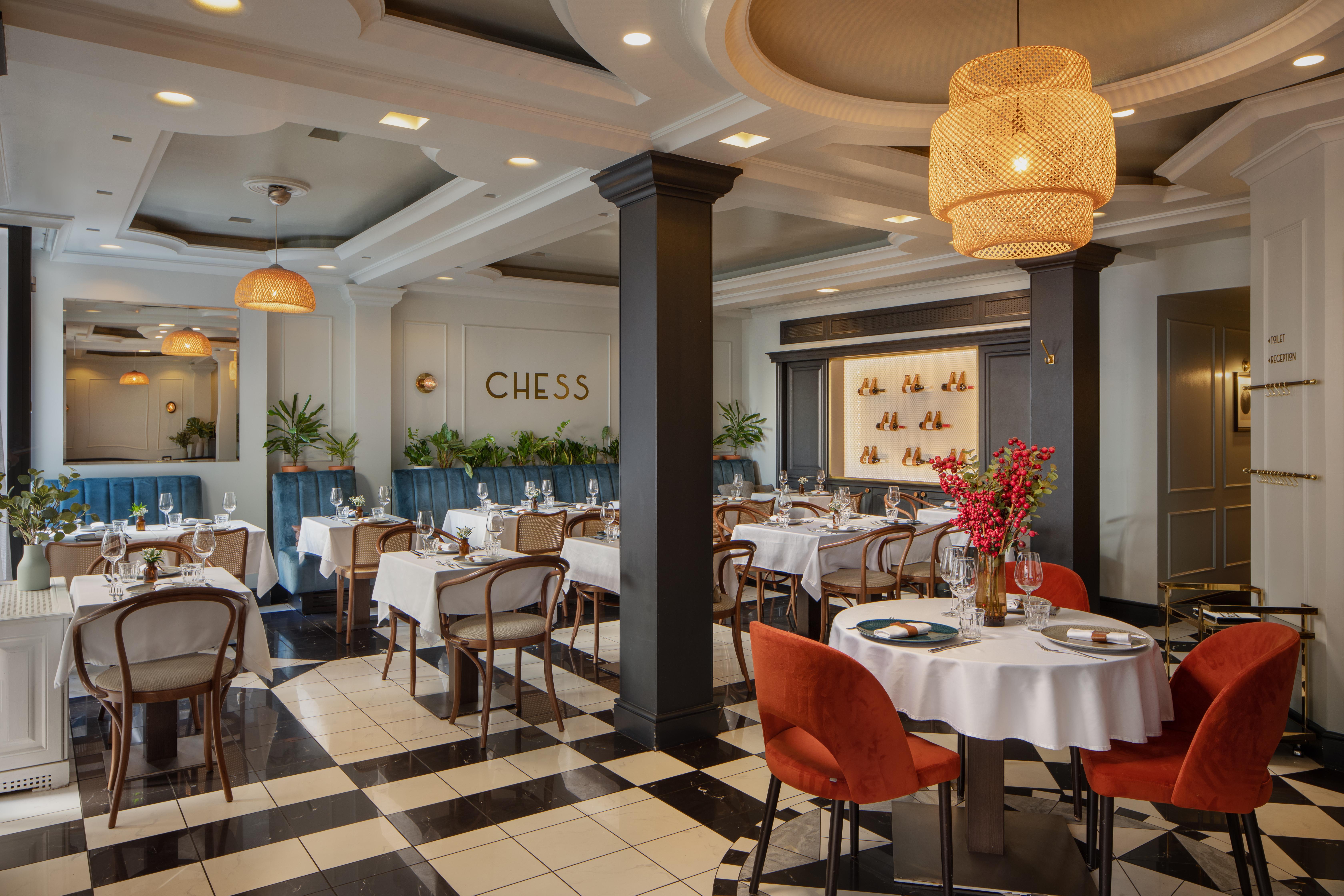 فندق وسكن كوينز كورت بودابست المظهر الخارجي الصورة The interior of Chess